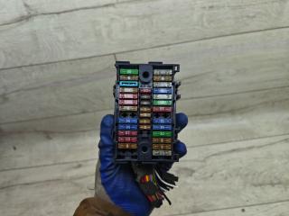 блок предохранителей Volkswagen Transporter T5 (2003 - 2009), 2.5 л., AXD, дизель, МКПП, микроавтобус, 7E0937617