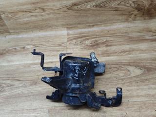 подушка крепления двигателя Toyota Avensis 3 поколение (T270) 2010, 2.0 л., 1AD-FTV, дизель, МКПП, седан