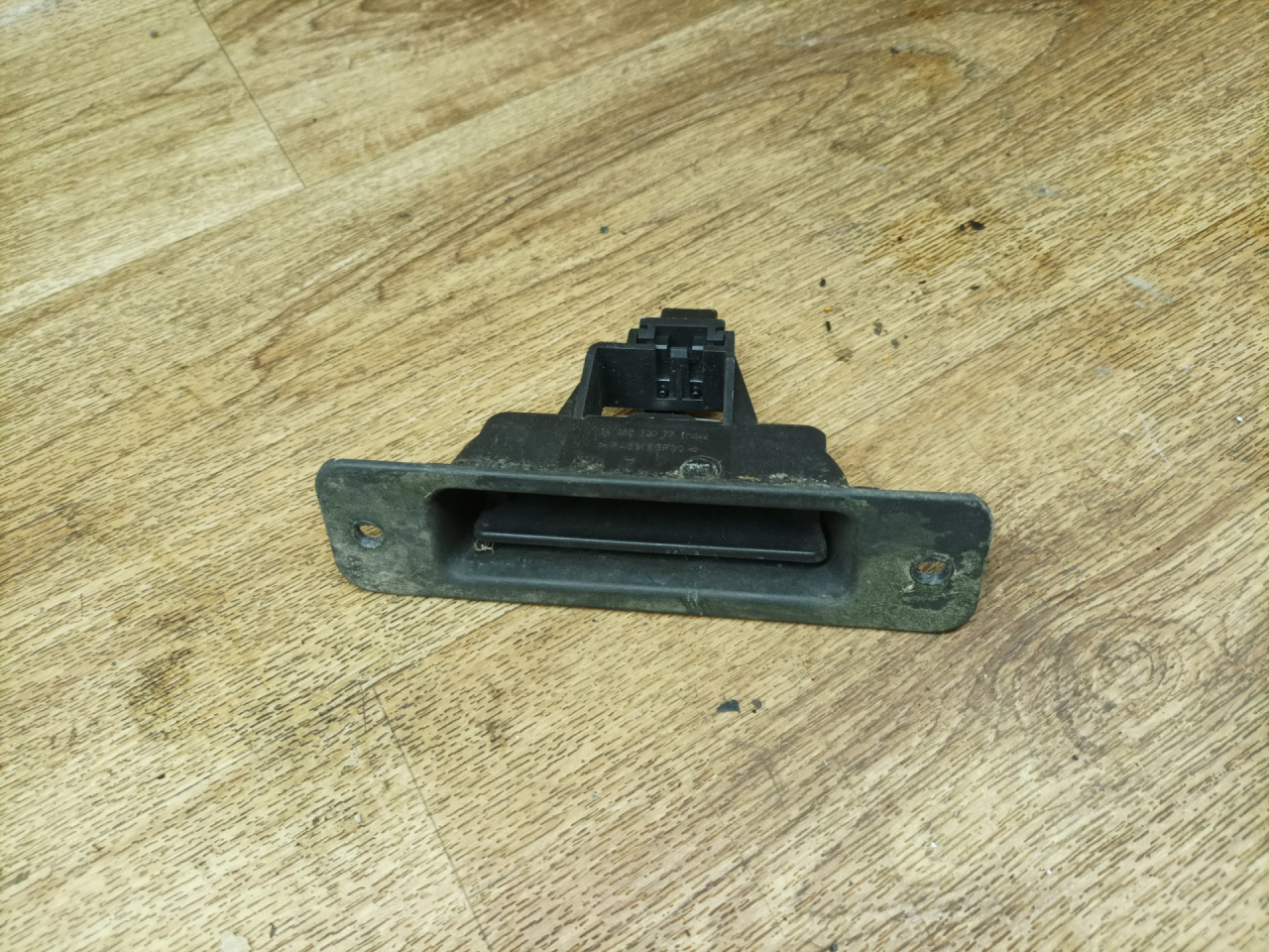 кнопка открытия багажника Citroen C8 1 поколение 2003, 2.2 л., 3FZ (EW12J4), бензин, 5МКПП, минивэн - фото №1