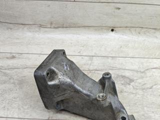 кронштейн двигателя Mercedes-Benz C-Класс W203/S203/CL203 [рестайлинг] 2004, 2.2 л., дизель, МКПП, седан, A6112230704