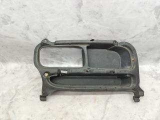 рамка фары противотуманной левой Toyota Avensis 2 поколение (T250) 2006, 1.8 л., бензин, МКПП, седан, 52127-05020