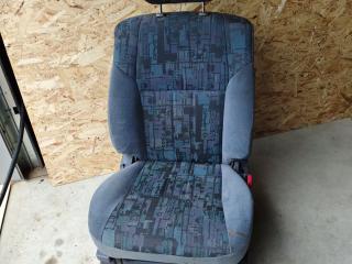 салон (комплект сидений) Toyota Picnic 1 поколение 1999, 2.2 л., 3C-TE, дизель, МКПП, минивэн