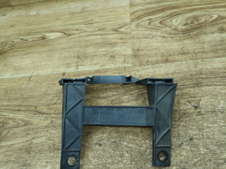 крепление фары правой Volkswagen Transporter T5 2007, 1.9 л., BRS, дизель, МКПП, микроавтобус, 1301329422