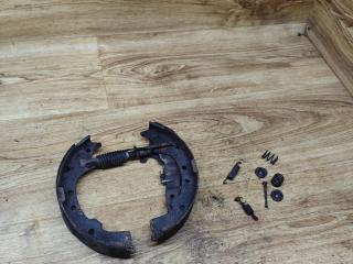 механизм развода задних тормозных колодок правый Toyota Picnic 1 поколение 1999, 2.2 л., 3C-TE, дизель, МКПП, минивэн