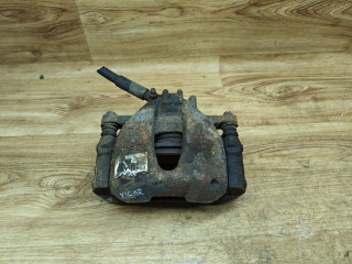 суппорт передний правый Peugeot 3008 1 поколение 2011, 1.6 л., дизель, МКПП, внедорожник 5 дв.