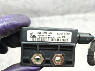датчик ускорения Mercedes-Benz M-Класс W163 [рестайлинг] (2001 - 2005), 2.7 л., дизель, АКПП, внедорожник 5 дв., A1695426940, A0025427218
