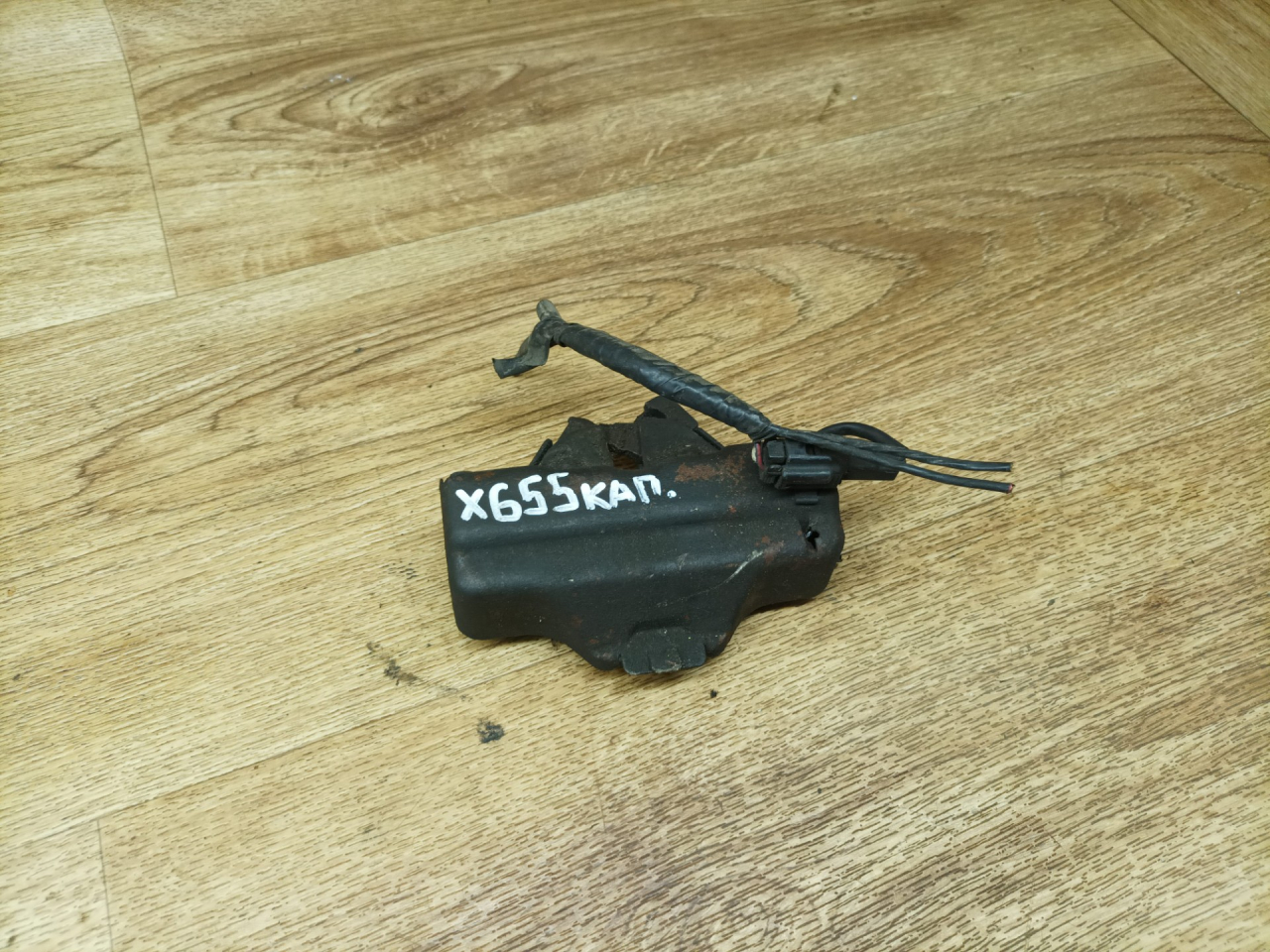 замок капота Lexus RX 1 поколение 2000, 3.0 л., 1MZ-FE, бензин, АКПП, внедорожник 5 дв., полный привод - фото №1