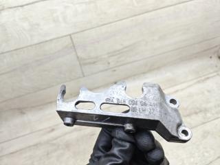 кронштейн двигателя Mercedes-Benz C-Класс W203/S203/CL203 [рестайлинг] 2004, 2.2 л., дизель, МКПП, седан, A6460940641