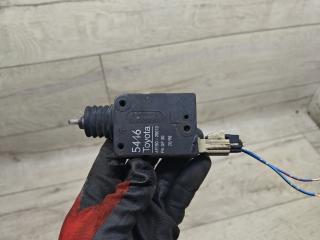 активатор замка багажника Toyota Avensis 1 поколение (T220) (1997 - 2000), 2.0 л., 2C-TE, дизель, МКПП, седан, 6915005010