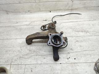 кулак задний левый Toyota Avensis 1 поколение (T220) 2000, 2.0 л., 2C-TE, дизель, МКПП, седан