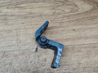 петля двери Skoda Octavia 2 поколение (A5) 2006, 1.6 л., BGU, бензин, МКПП, лифтбэк, 1Z0833401B