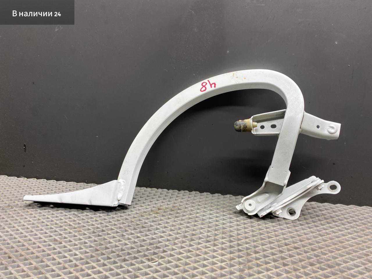 петля крышки багажника Audi A6 4G/C7 4G2/C7 2013, 2.0 л., TFSI, CDNB, бензин, вариатор, 2y2y, седан, 4G5827302, 4G5827302A - фото №1