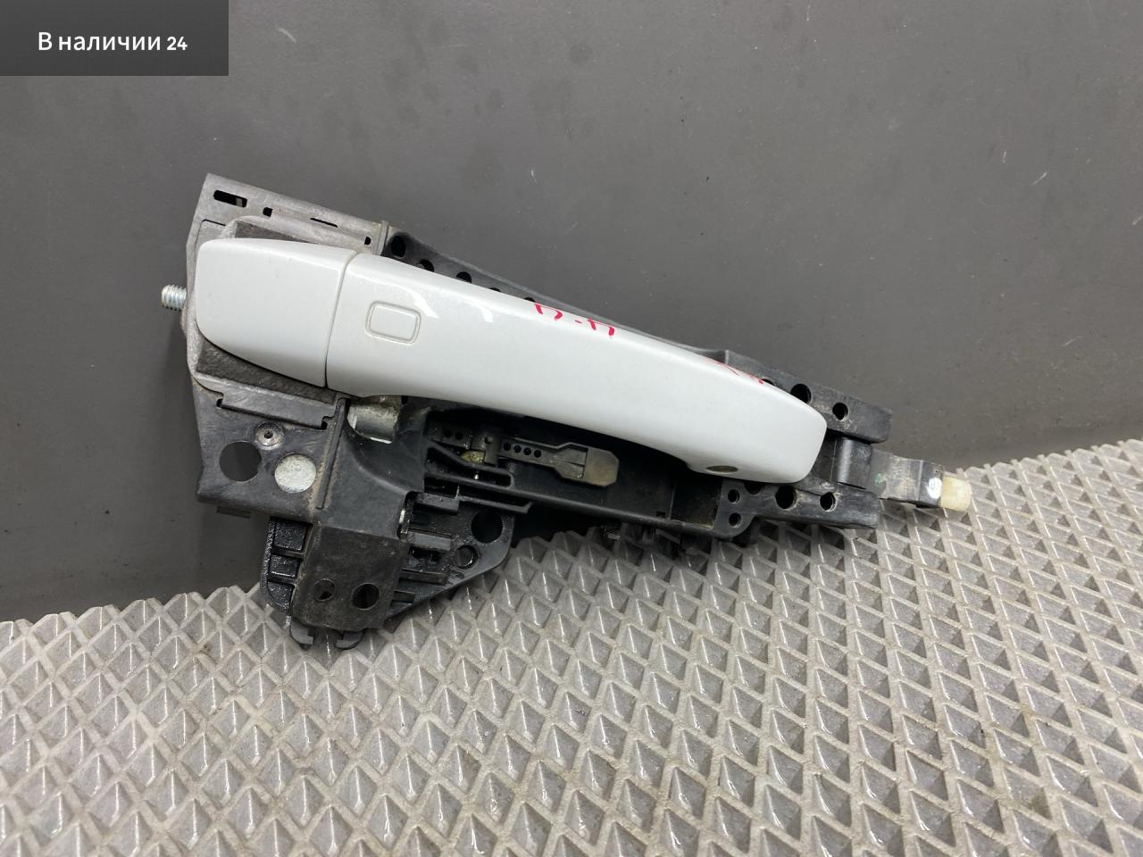 ручка наружная Audi A6 4G/C7 4G2/C7 2013, 2.0 л., TFSI, CDNB, бензин, вариатор, 2y2y, седан, 4H0837206GRU - фото №1