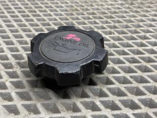 пробка маслозаливная Toyota Yaris XP9 KSP90 (2005 - 2009), 1.0 л., 1KR-FE, бензин, МКПП, хетчбэк 5 дв., передний привод, 1218055010