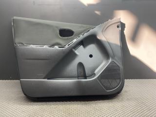 обшивка двери передняя левая Toyota Yaris XP9 KSP90 (2005 - 2009), 1.0 л., 1KR-FE, бензин, МКПП, хетчбэк 5 дв., передний привод, 676200D460C0