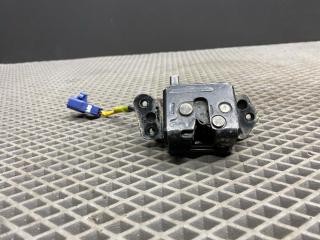 замок багажника Toyota Yaris XP9 KSP90 (2005 - 2009), 1.0 л., 1KR-FE, бензин, МКПП, хетчбэк 5 дв., передний привод, 693500D040