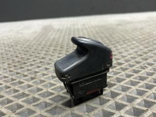 кнопка стеклоподъемника двери Renault Kangoo 1 поколение [рестайлинг] KC1G 2008, 1.5 л., K9K 718, дизель, МКПП, минивэн, передний привод, 8200467793