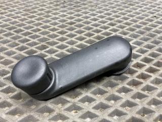 ручка стеклоподъемника задней Renault Logan 2 поколение [рестайлинг] L8 2020, 1.6 л., K7M 812, бензин, МКПП, седан, 8200673745