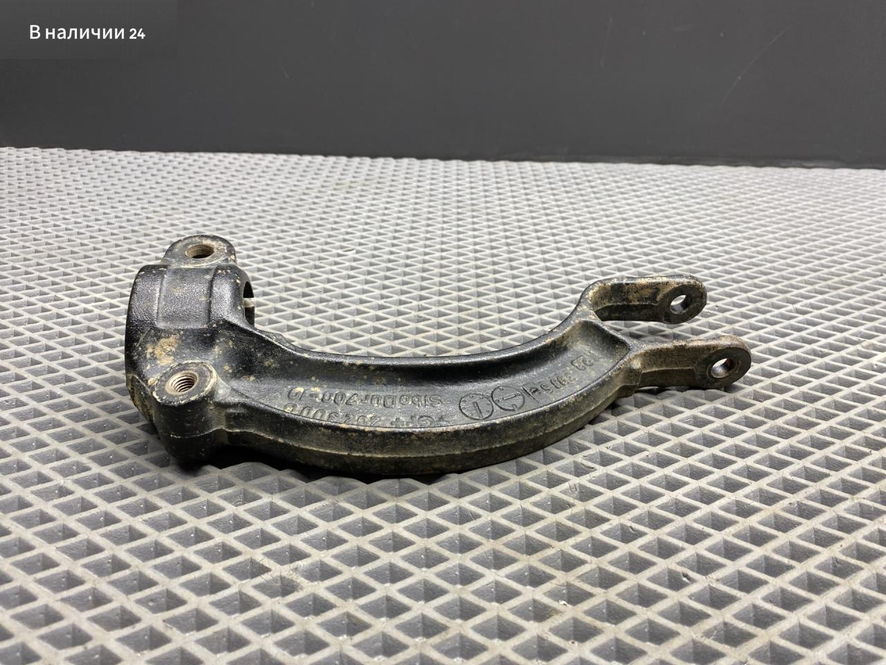 крепление амортизатора Audi A6 4G/C7 4G2/C7 2013, 2.0 л., TFSI, CDNB, бензин, вариатор, 2y2y, седан, 8K0413038K, 8K0413038L - фото №1
