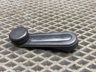 ручка стеклоподъемника Toyota Yaris XP9 KSP90 (2005 - 2009), 1.0 л., 1KR-FE, бензин, МКПП, хетчбэк 5 дв., передний привод, 6926002020