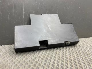 крышка аккумулятора Audi A6 4G/C7 4G2/C7 2013, 2.0 л., TFSI, CDNB, бензин, вариатор, 2y2y, седан, 8K0915429F