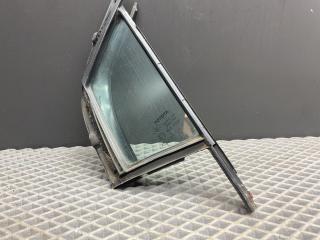 форточка передняя левая Toyota Yaris XP9 KSP90 (2005 - 2009), 1.0 л., 1KR-FE, бензин, МКПП, хетчбэк 5 дв., передний привод, 681260D010