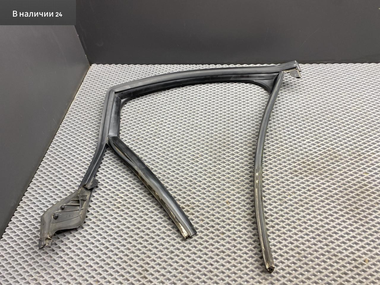 Уплотнитель стекла Audi A6 4G/C7 4G2/C7 2013, 2.0 л., TFSI, CDNB, бензин, вариатор, 2y2y, седан, 4G5839440G - фото №1