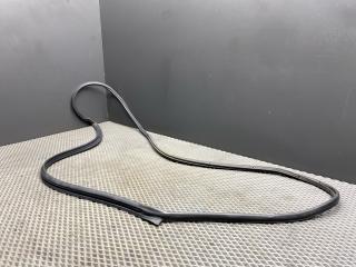 уплотнитель двери Mazda 3 BK 2005, BP4K68911A