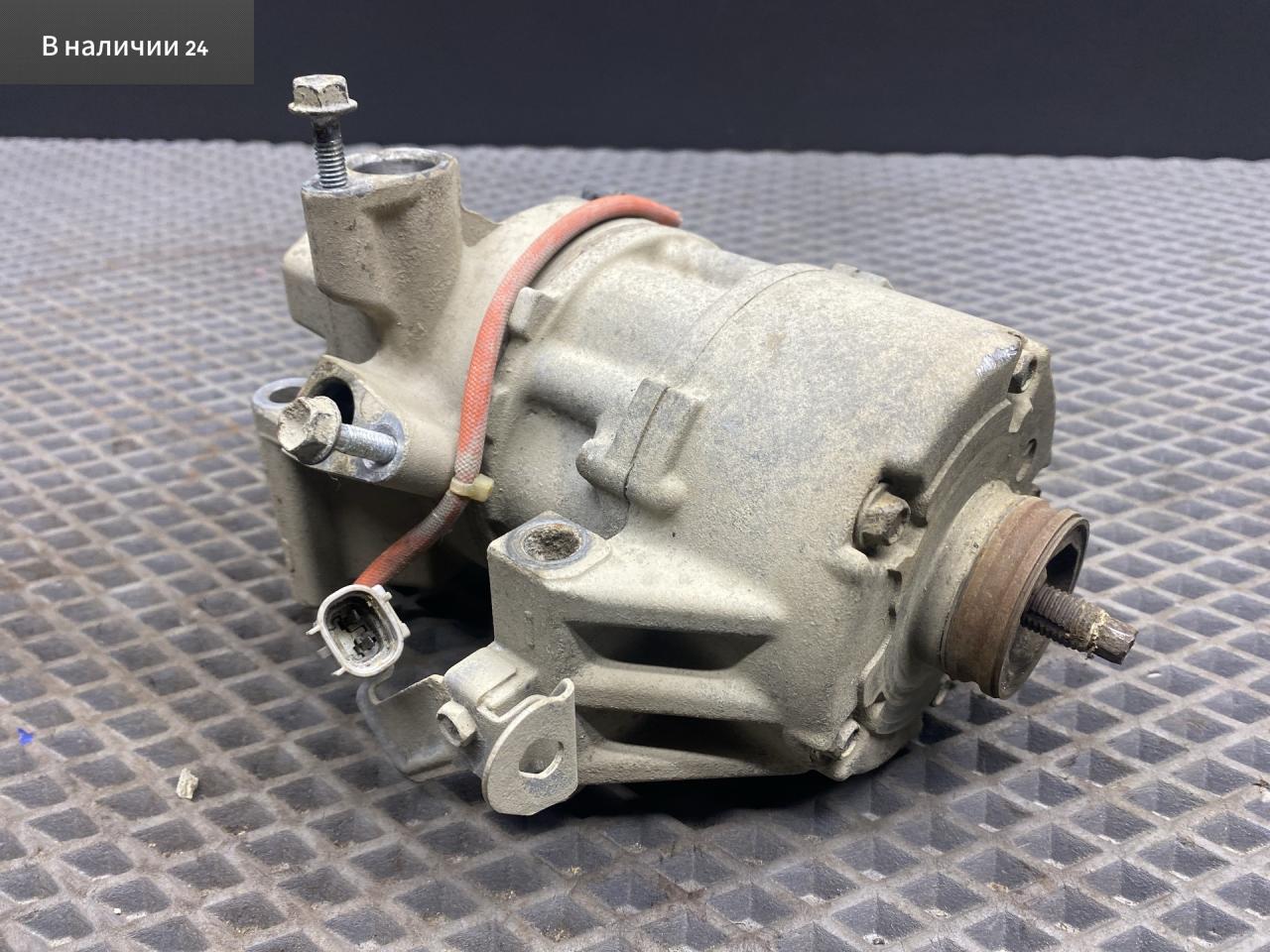 компрессор кондиционера Toyota Yaris XP9 KSP90 (2005 - 2009), 1.0 л., 1KR-FE, бензин, МКПП, хетчбэк 5 дв., передний привод, 88310-0D232, 88310-0D231 - фото №1