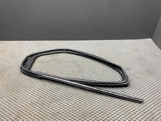 Уплотнитель стекла Renault Logan 2 поколение [рестайлинг] L8 2020, 1.6 л., K7M 812, бензин, МКПП, седан, 823306177R