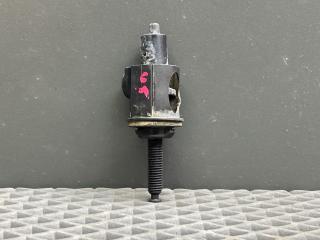 Датчик педали тормоза (лягушка) Toyota Yaris XP9 KSP90 (2005 - 2009), 1.0 л., 1KR-FE, бензин, МКПП, хетчбэк 5 дв., передний привод, 8434069025