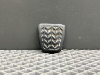 накладка на педаль Toyota Yaris XP9 KSP90 (2005 - 2009), 1.0 л., 1KR-FE, бензин, МКПП, хетчбэк 5 дв., передний привод, 31321-52010