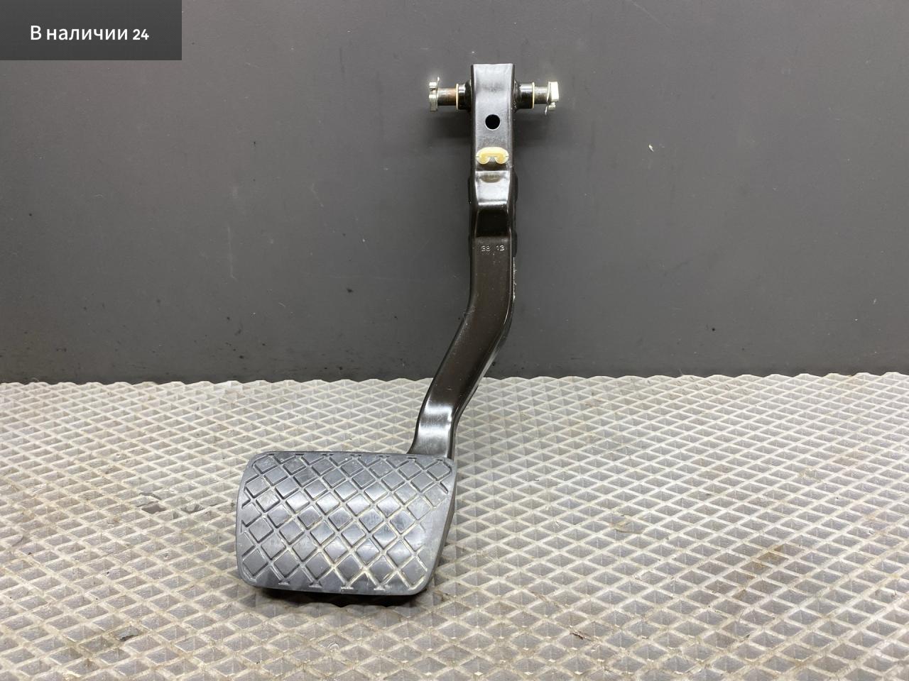 педаль тормоза Audi A6 4G/C7 4G2/C7 2013, 2.0 л., TFSI, CDNB, бензин, вариатор, 2y2y, седан, 4H1723140A, 8K1723140B, 8K1723140D - фото №1