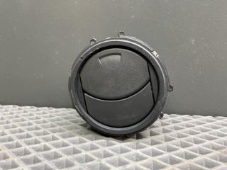 дефлектор обдува салона Toyota Yaris XP9 KSP90 (2005 - 2009), 1.0 л., 1KR-FE, бензин, МКПП, хетчбэк 5 дв., передний привод