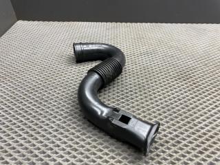 патрубок воздушного фильтра Renault Logan 2 поколение [рестайлинг] L8 2020, 1.6 л., K7M 812, бензин, МКПП, седан, 165559019R