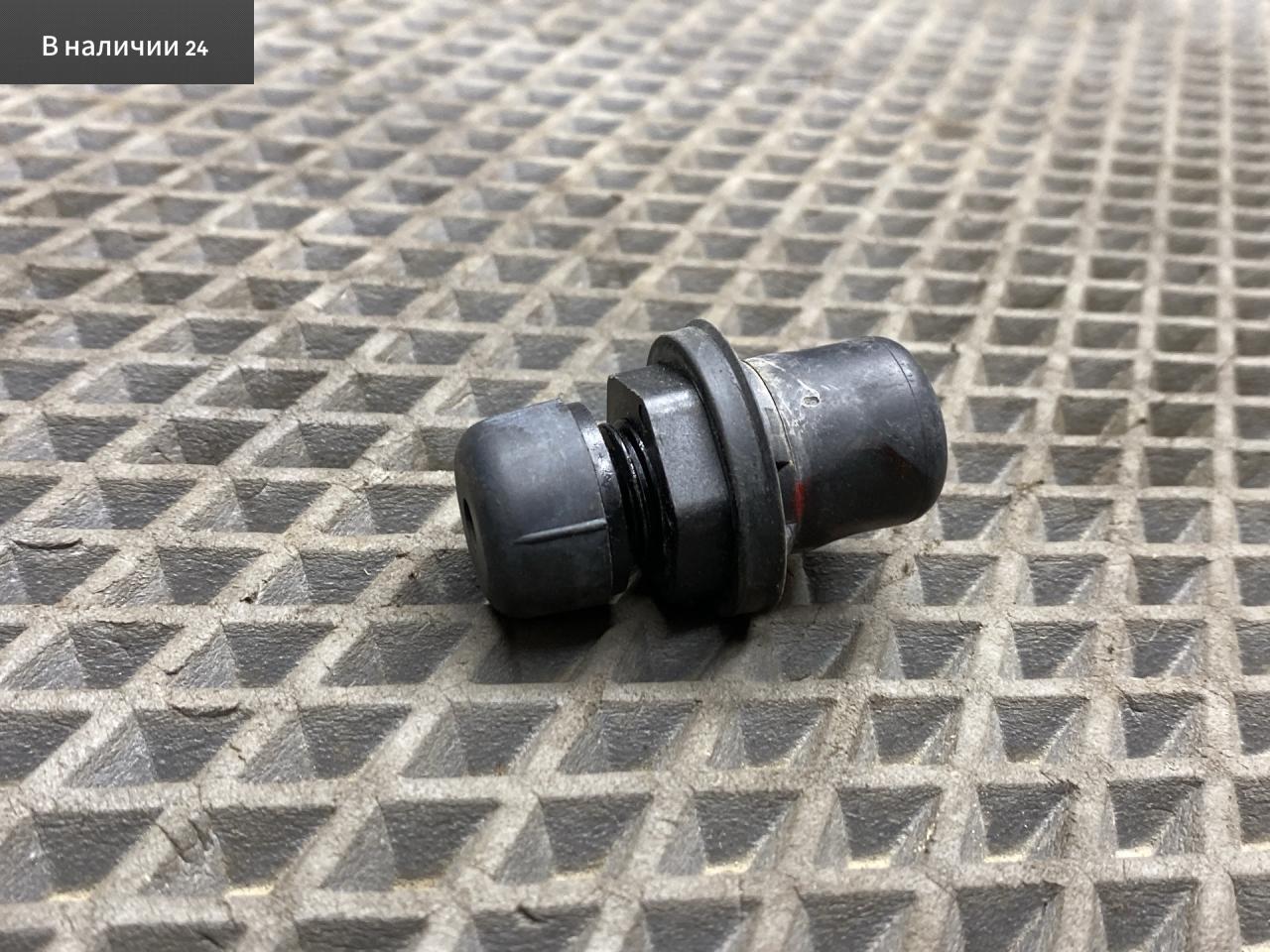 отбойник капота Audi A6 4G/C7 4G2/C7 2013, 2.0 л., TFSI, CDNB, бензин, вариатор, 2y2y, седан, 8T0827249 - фото №1