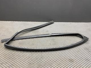 Уплотнитель стекла Renault Logan 2 поколение [рестайлинг] L8 2020, 1.6 л., K7M 812, бензин, МКПП, седан, 803319372R