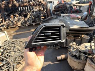 дефлектор обдува салона MAN TGX 1 поколение 2025, 81619506077