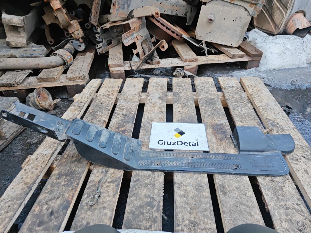 комплект накладок на пороги (внутренние) DAF XF 105 1 поколение 2012, MX340 U1 - фото №1