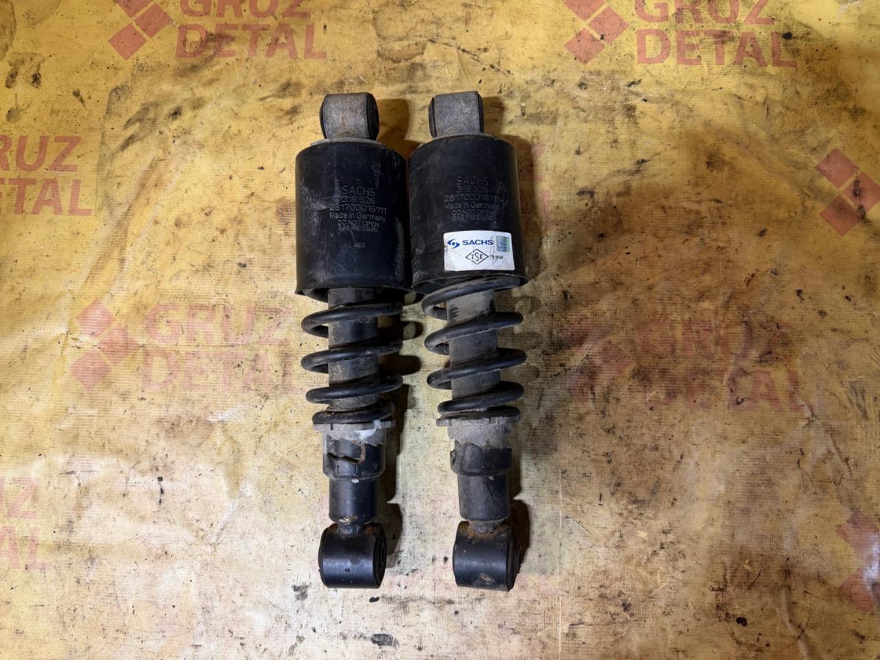 амортизатор кабины MAN TGX 1 поколение 2021, 10.5 л., D 2066 LF 40, дизель, АКПП, 81417226088 - фото №1