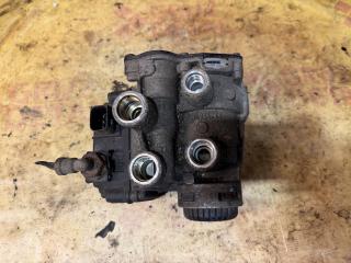 кран тормозной прицепа Mercedes-Benz