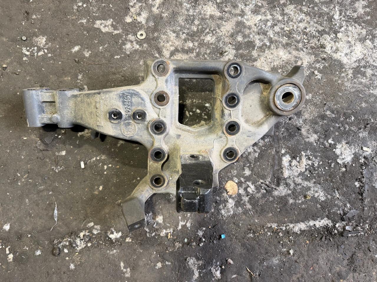 кронштейн (крепление) DAF XF 106 1 поколение 2018, MX13, 1922167 - фото №1