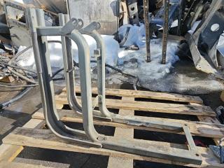 Кронштейн бака Sitrak C7H 2023