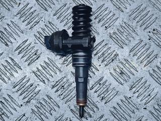 форсунка Volkswagen Transporter T5 2005, 1.9 л., TDi, дизель, 038130073BN
