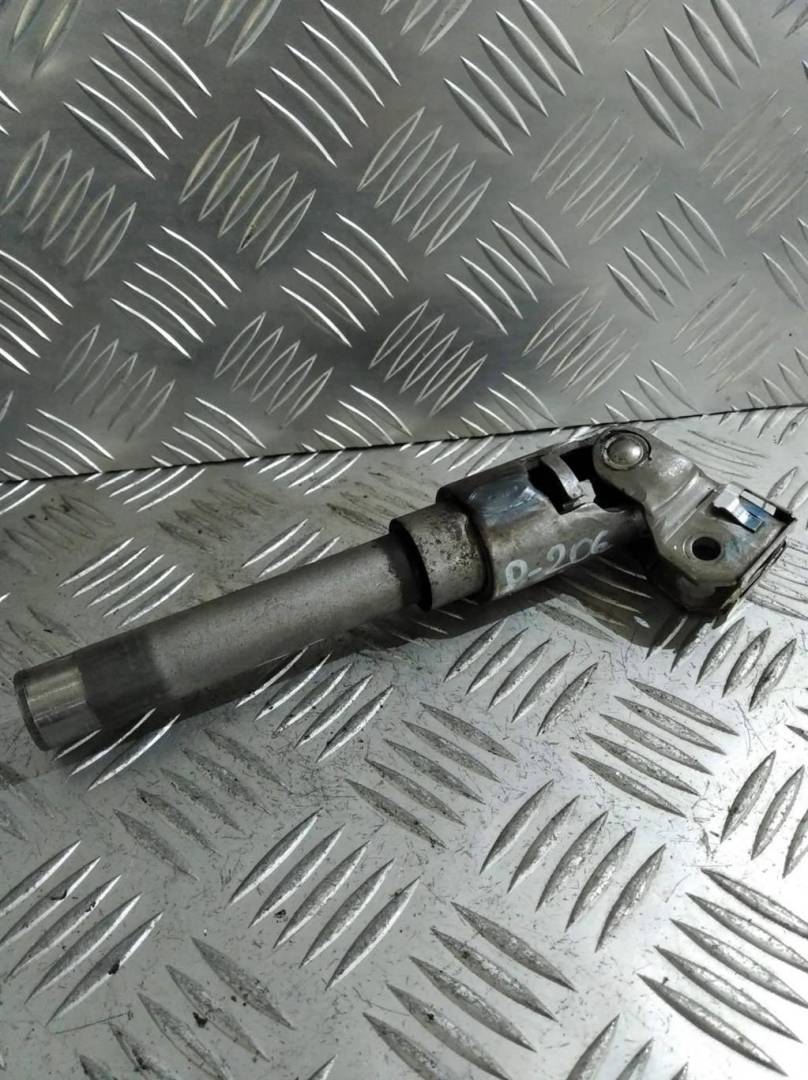 рулевой карданчик Peugeot 206 1 поколение 2000 - фото №1