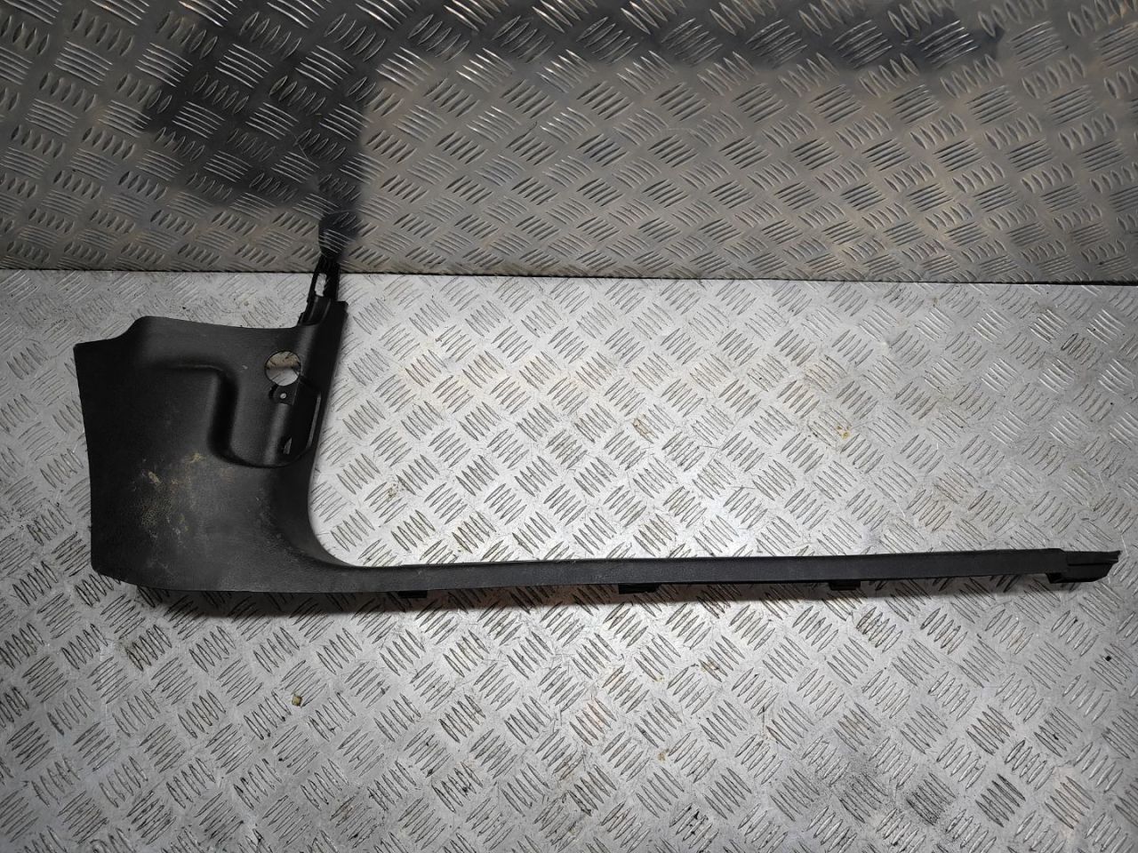 обшивка стойки Audi A6 4F/C6 2006, 2.4 л., i, BDW, бензин, вариатор, чёрный, седан, передний привод, правый руль, 4F2867272 - фото №1