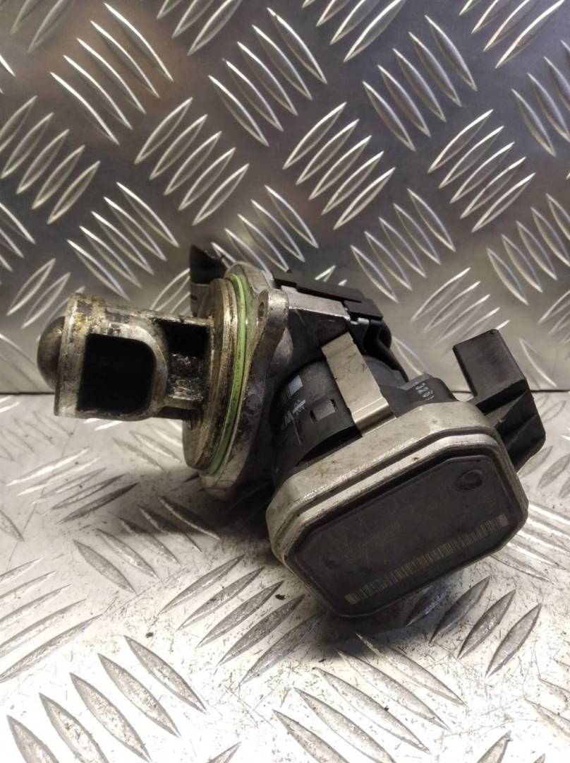 клапан EGR Mercedes-Benz B-Класс W245 2005, 2.0 л., CDi, дизель, 00005320C5 - фото №1