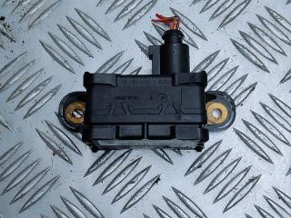 датчик ускорения Volkswagen Touareg 1 поколение [рестайлинг] 2007, 2.5 л., TDi, BPE, дизель, АКПП, чёрный, внедорожник 5 дв., полный привод, правый руль, 7H0907652A