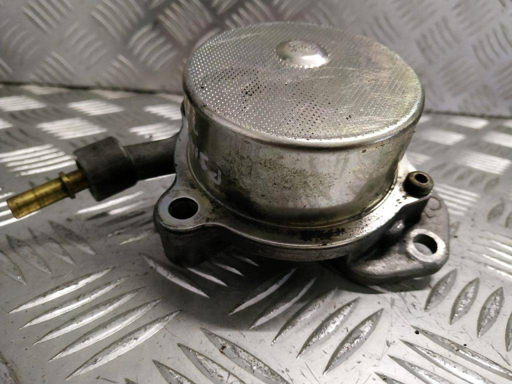 насос вакуумный Peugeot 307 1 поколение 2004, 2.2 л., HDi, дизель, 9631971580OR - фото №1