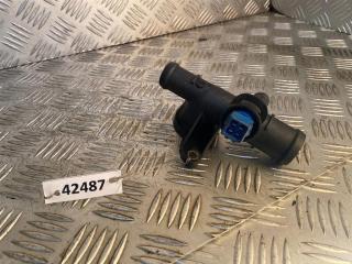 фланец (тройник) системы охлаждения Volkswagen Sharan 1 поколение [рестайлинг] 2002, 1.8 л., i, бензин, 06A121133S